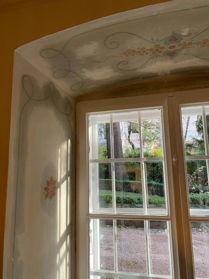 Cozy Apartment In A Historic Villa Merano Exterior foto